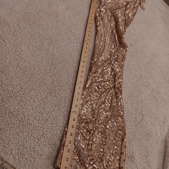 PrettyLittleThing Women's Jumpsuit Sleeveless Gold Sequins Size 4 Lace Legs - Picture 13 of 15